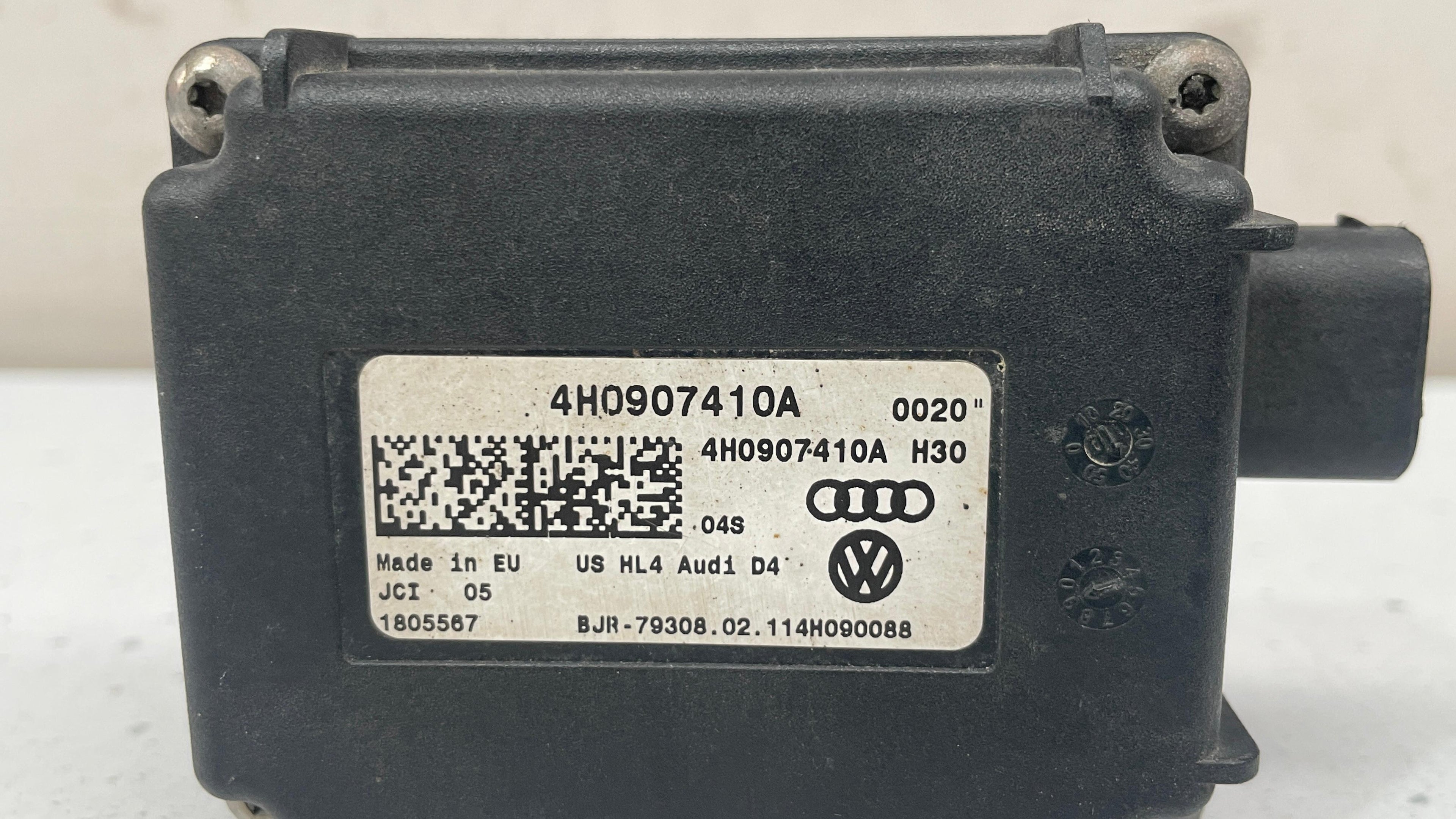 4H0907410A AUDI A8 HOMELINK GARAGE OPENER