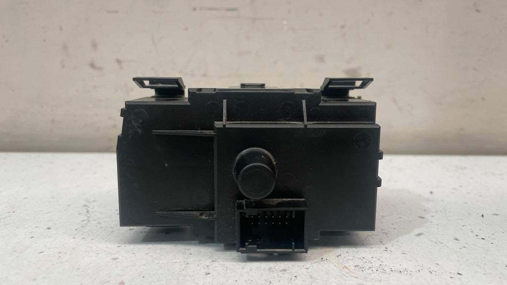 9169405 BMW E90 HEADLIGHT CONTROL SWITCH