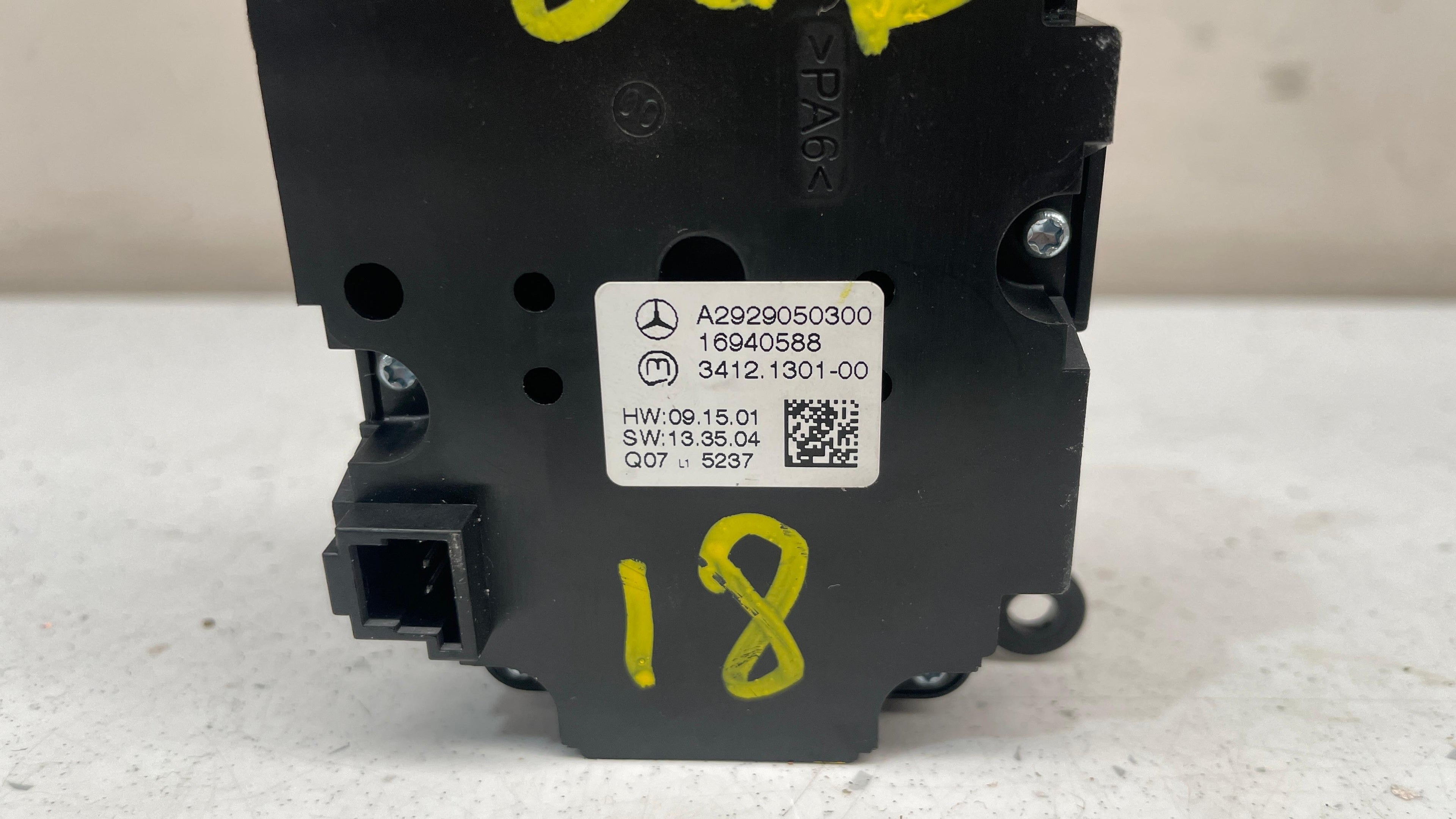 A2929050300 MERCEDES SUSPENSION RIDE HEIGHT MODE SWITCH