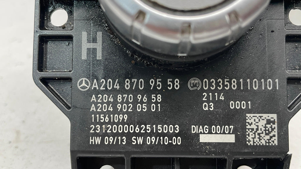 A2048709558  MERCEDES W204 MULTIMEDIA CONTROLLER SWITCH
