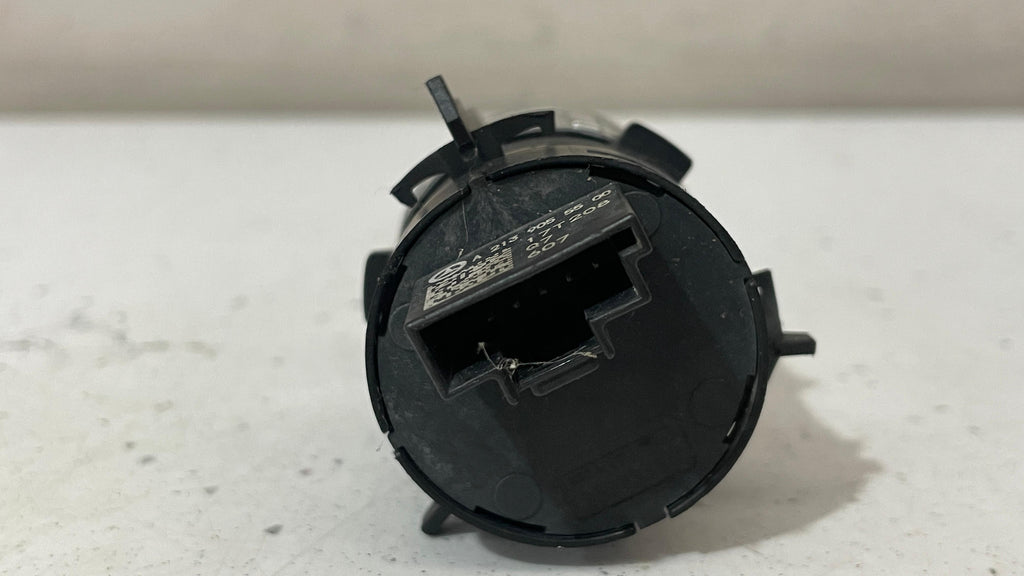 A2139055500 MERCEDES W213 START STOP ENGINE BUTTON SWITCH
