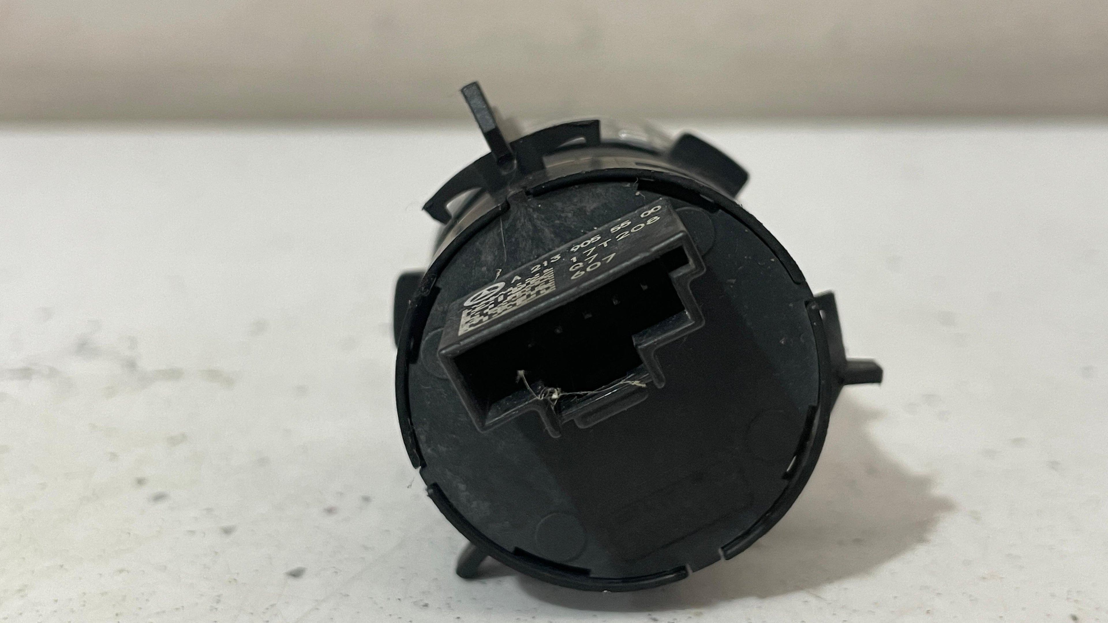 A2139055500 MERCEDES W213 START STOP ENGINE BUTTON SWITCH