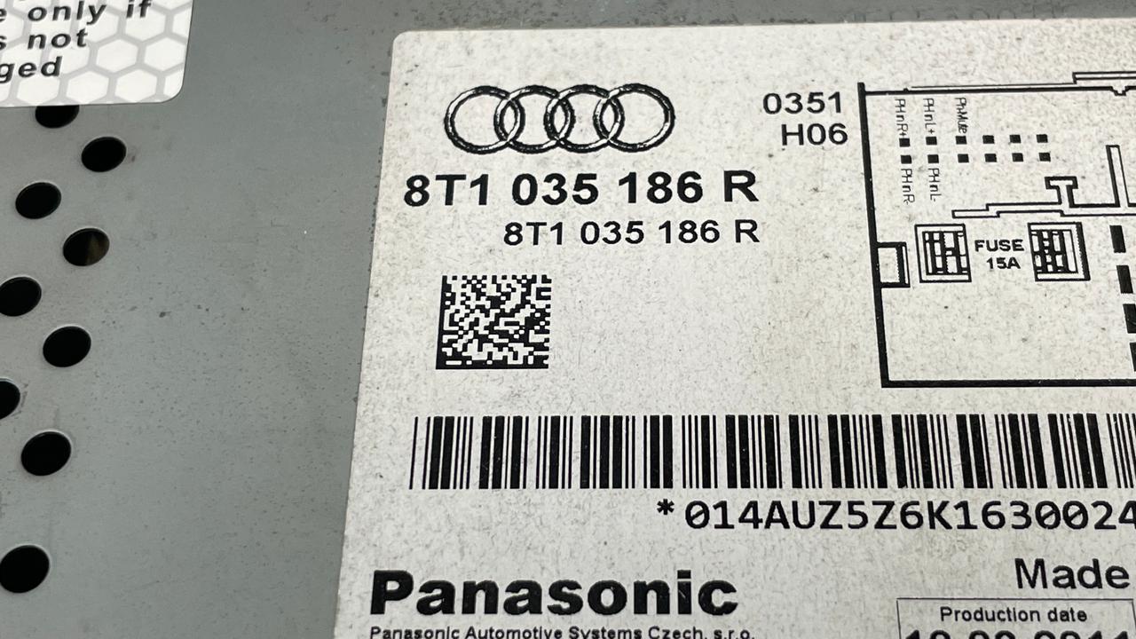 8T1035186R AUDI A4 RADIO RECEIVER CONTROL UNIT