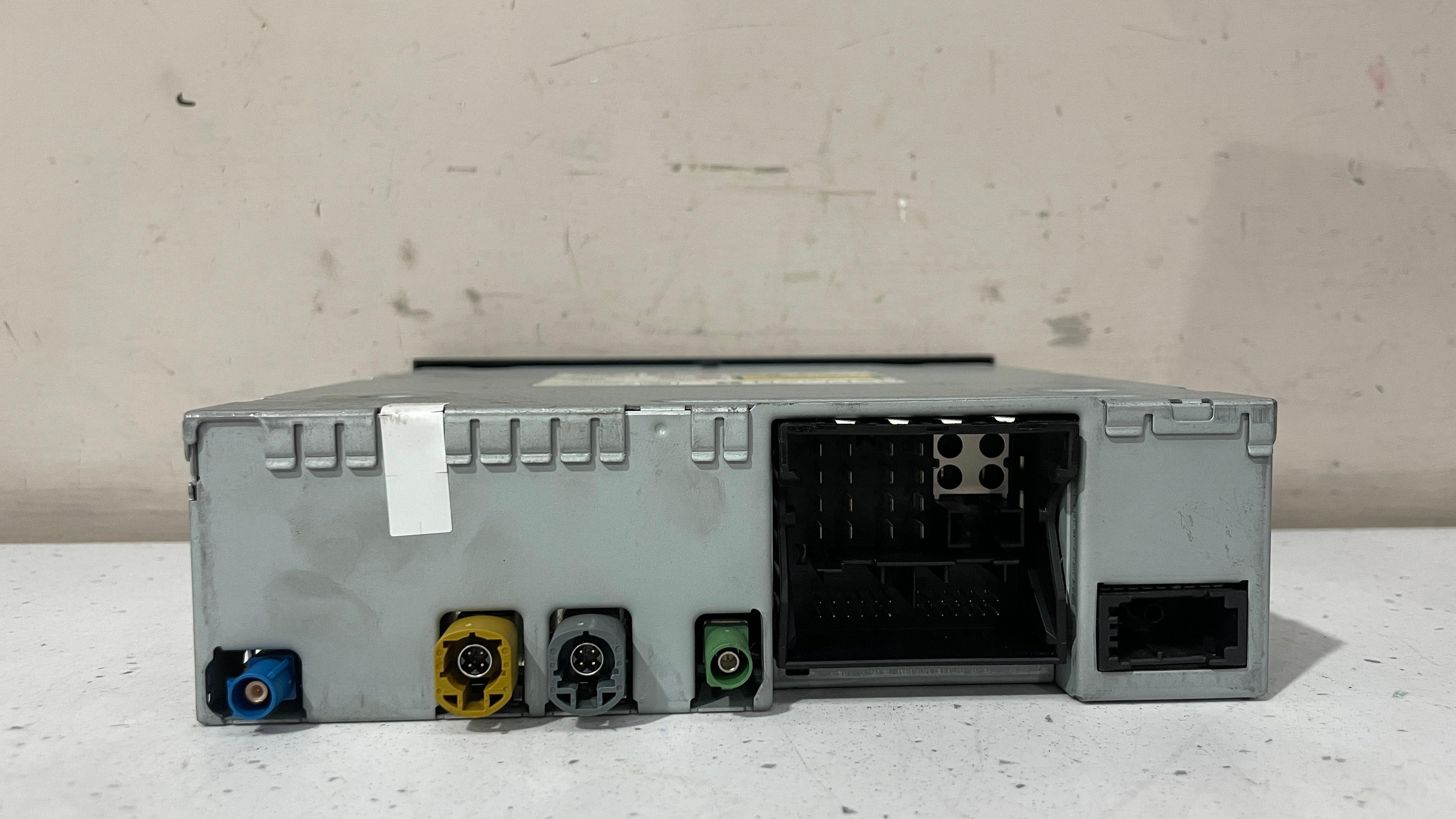 4H0035666L AUDI A8 MULTIMEDIA HEAD UNIT