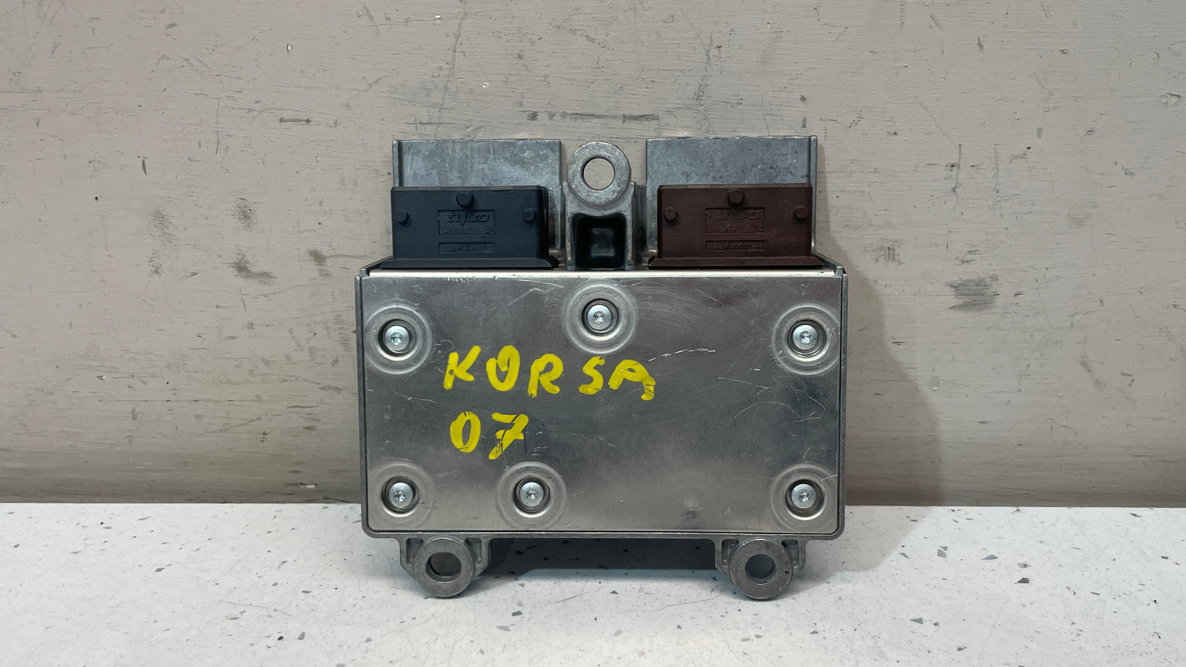 327963935 OPEL CORSA SRS CONTROL UNIT