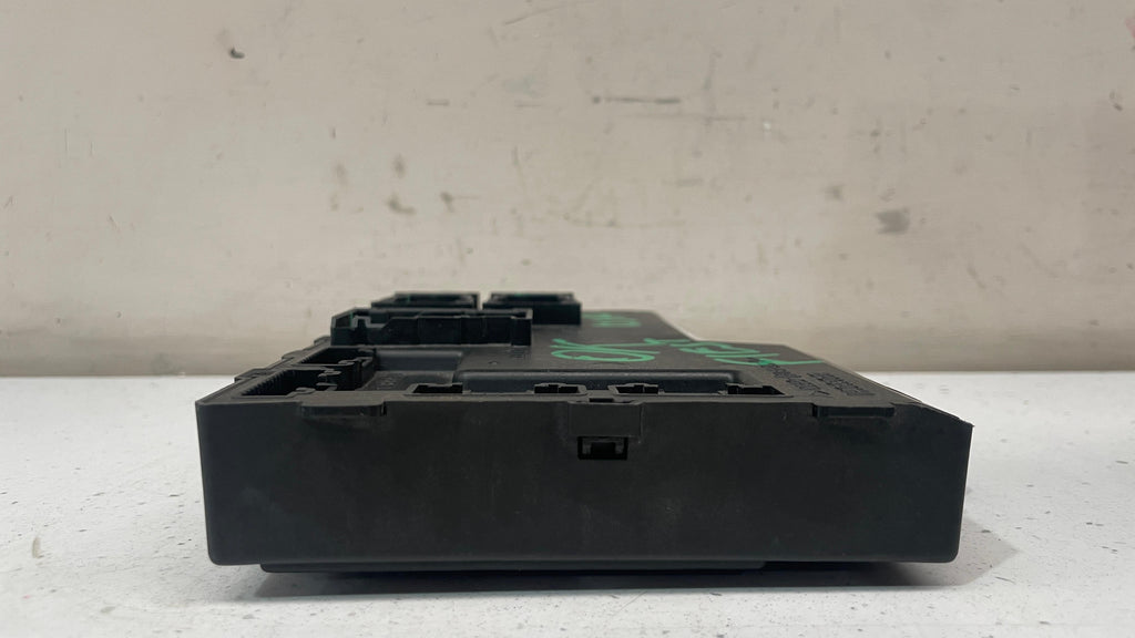 AV1T-15K600-LK FORD FIESTA MULTIFUNCTION CONTROL MODULE UNIT