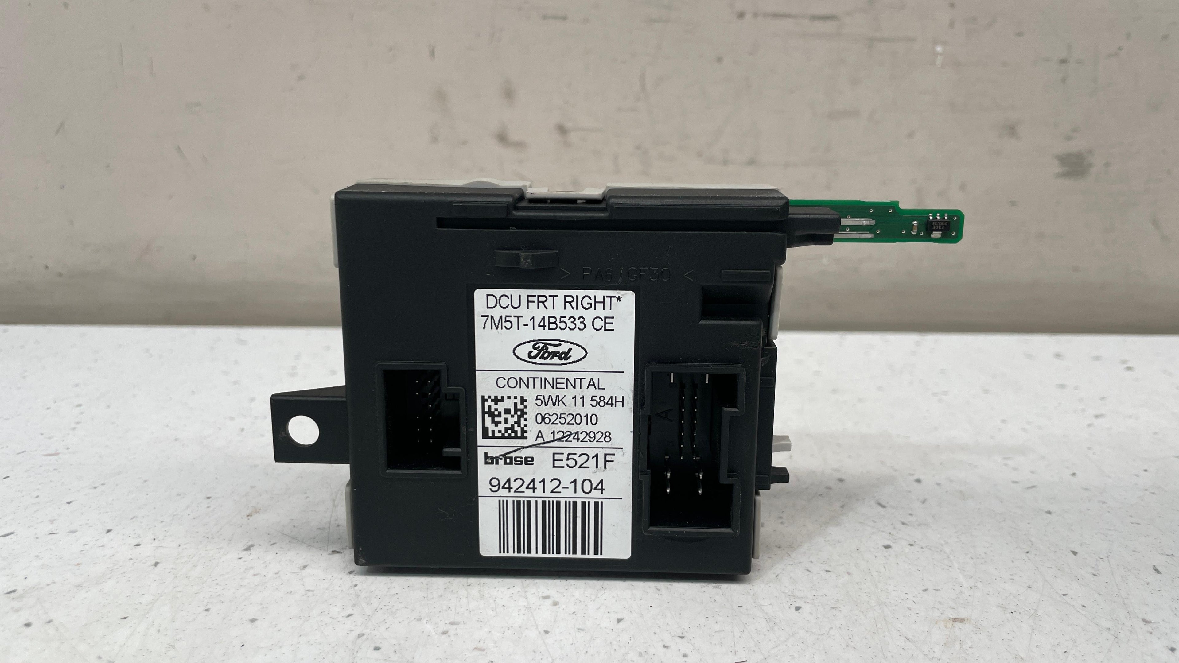 7M5T-14B533CE FORD C-MAX RIGHT FRONT WINDOW CONTROL