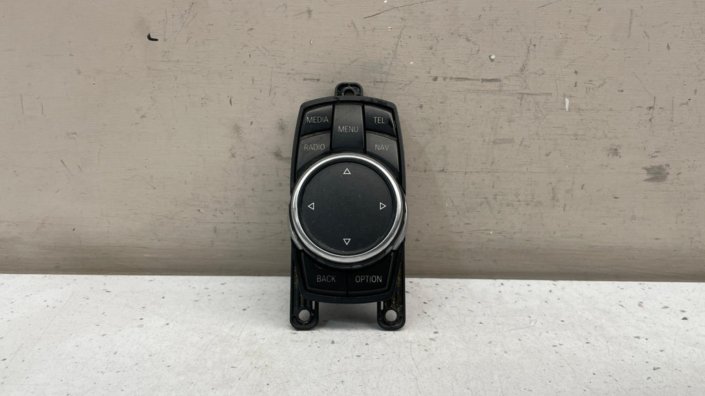 9350723-02 BMW X3  MULTIMEDIA CONTROLLER SWITCH