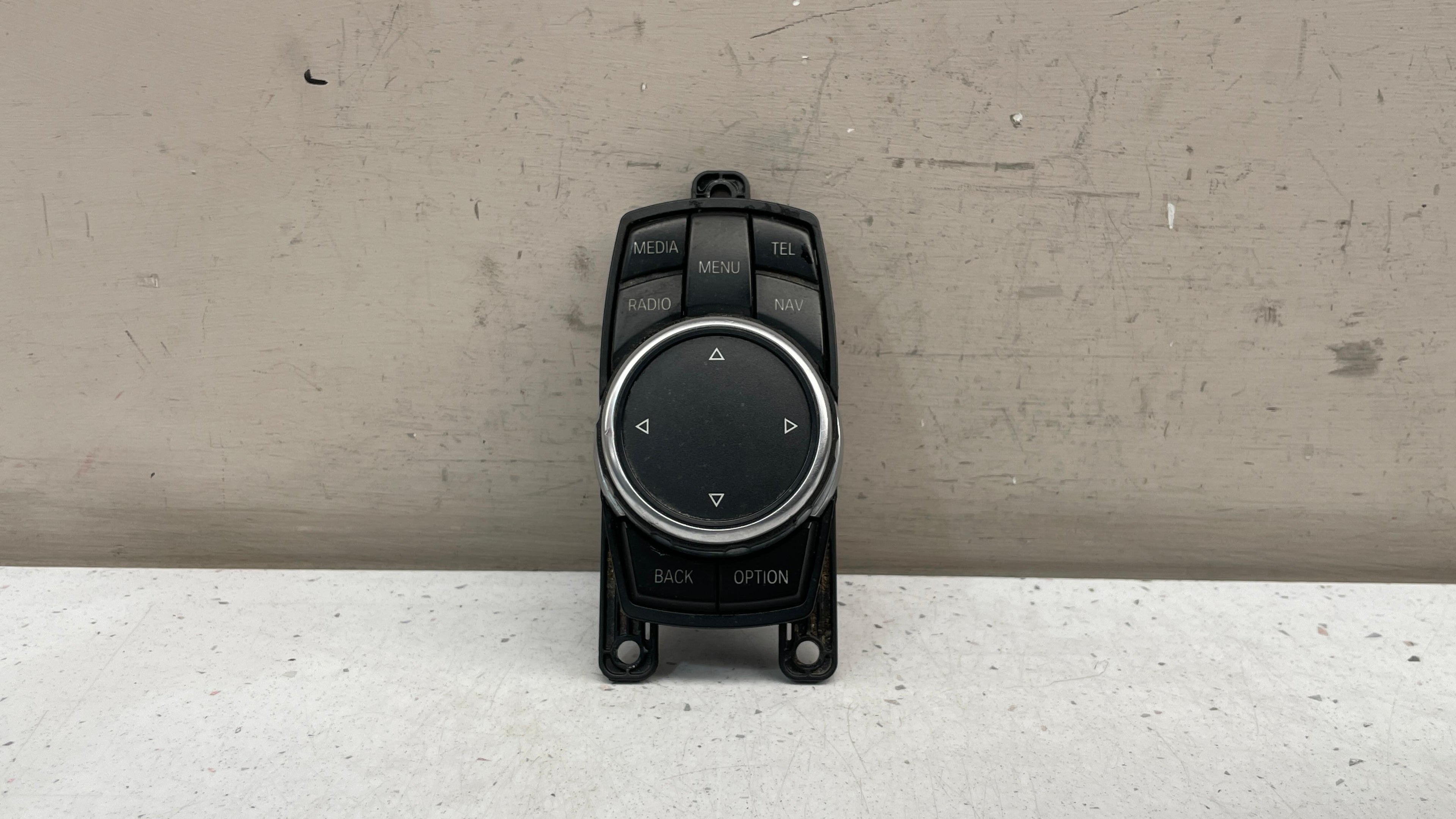 9350723-02 BMW X3  MULTIMEDIA CONTROLLER SWITCH