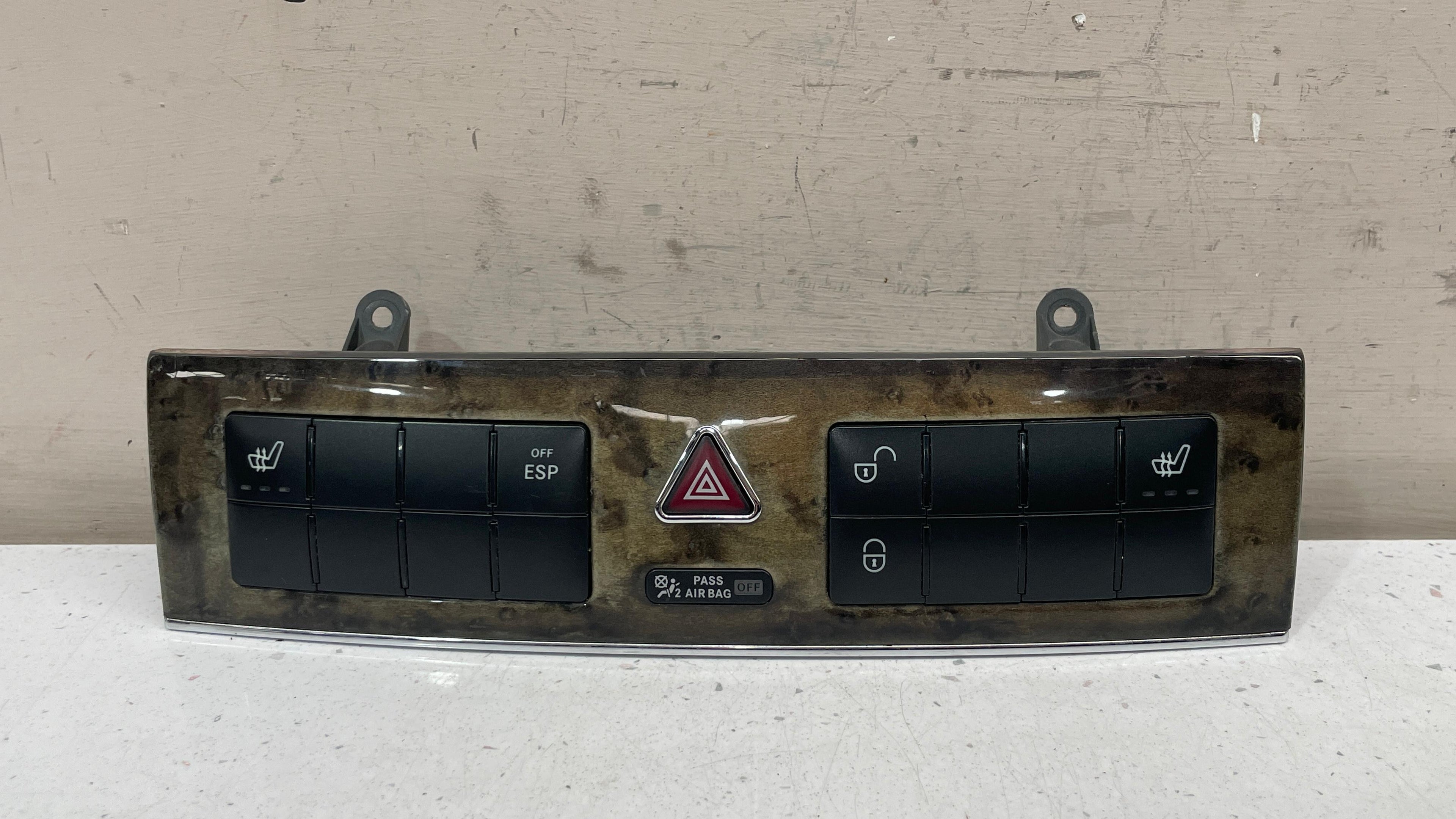 2038702910 MERCEDES W203 AC CLIMATE CONTROL PANEL
