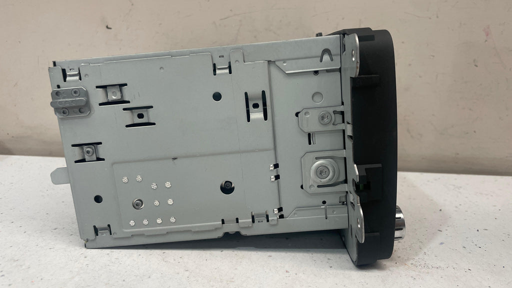 1K0035186AN VOLKSWAGEN GOLF AUDIO SYSTEM RADIO CD
