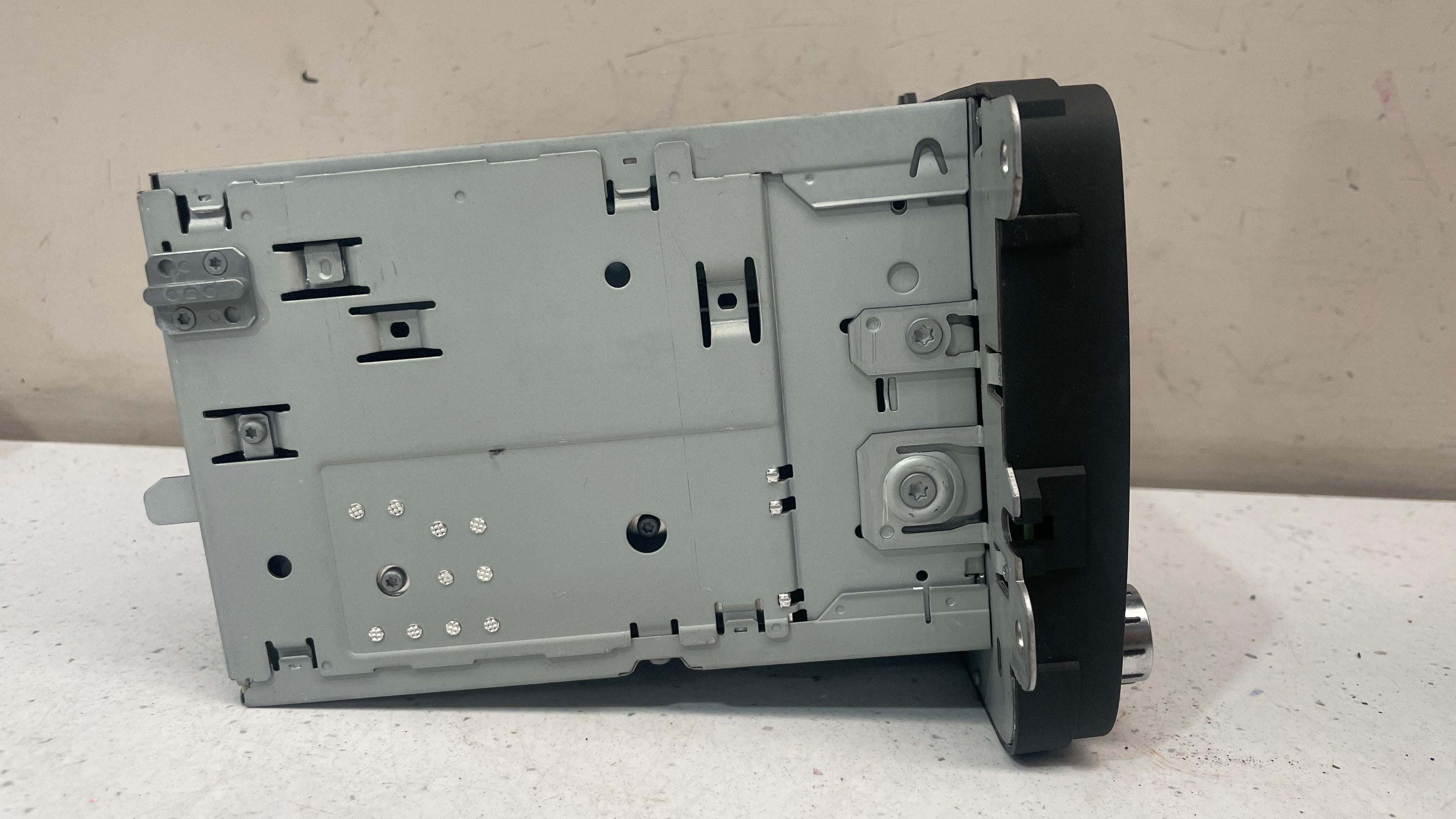 1K0035186AN VOLKSWAGEN GOLF AUDIO SYSTEM RADIO CD