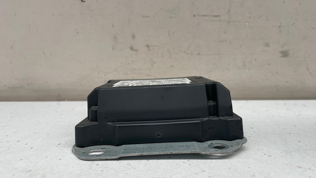 A1179008600 MERCEDES W176 SRS CONTROL UNIT