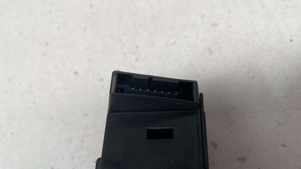 6954722-14 BMW SERIES 5 IGNITION KEY SWITCH