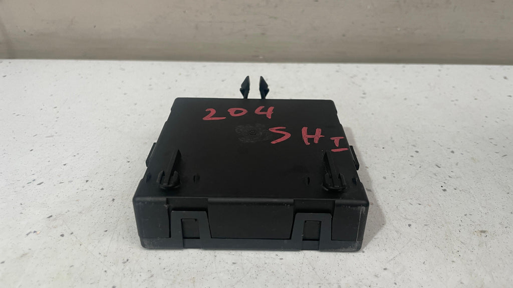 A2048704426 MERCEDES W204 FRONT DOOR CONTROL MODULE