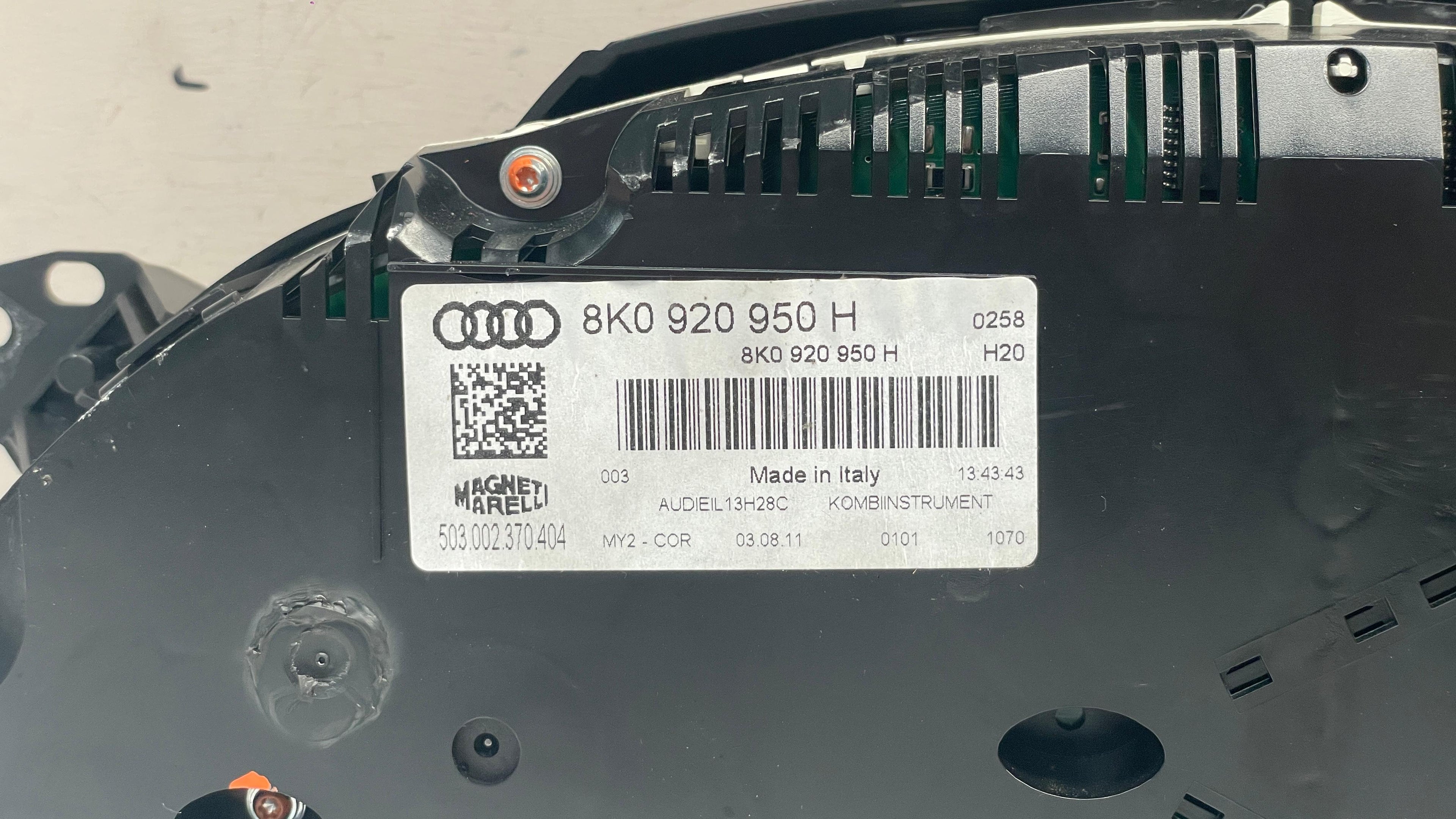 8K0920950H AUDI A4 INSTRUMENT CLUSTER PANEL
