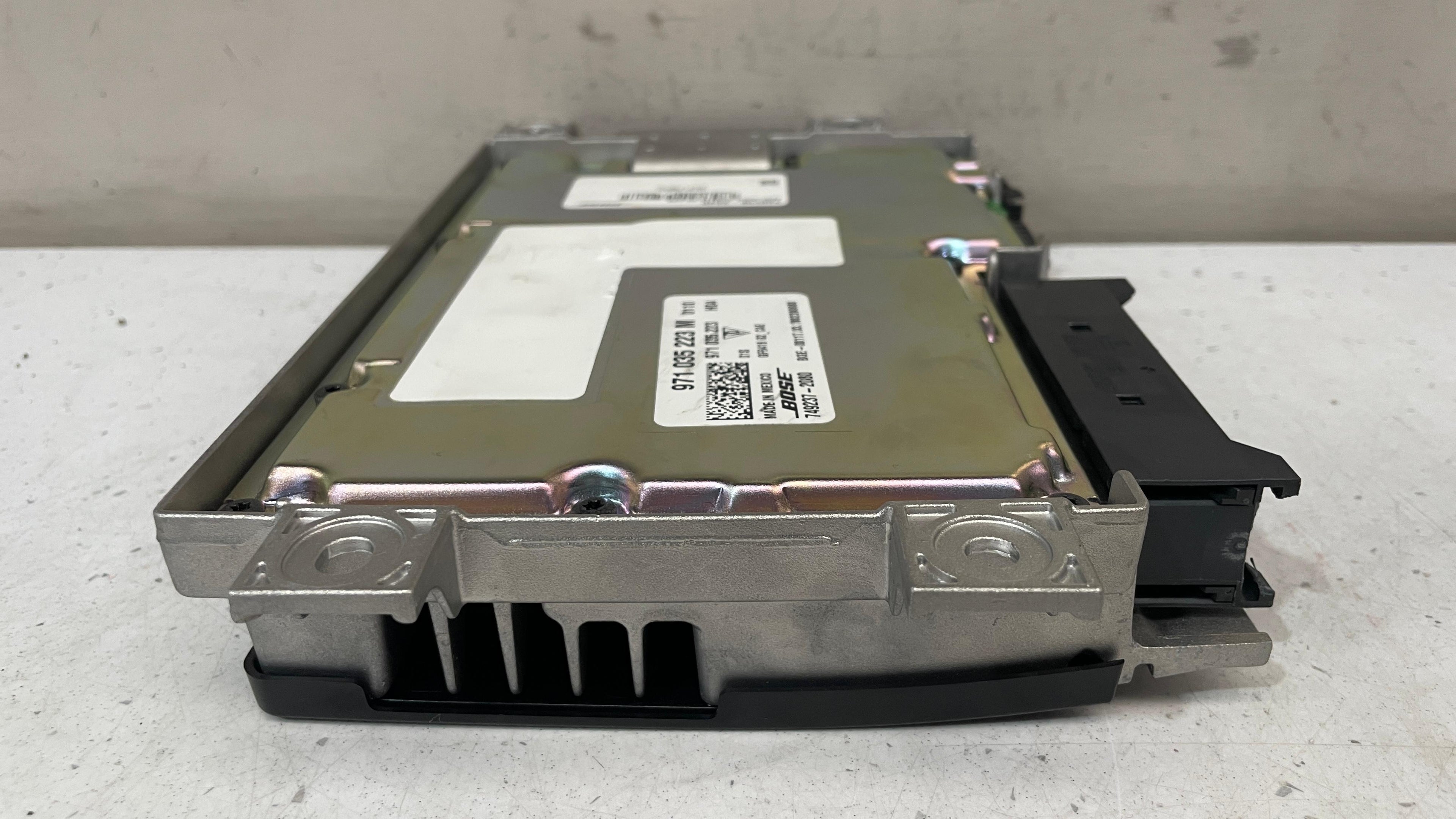 971035223M PORSCHE CAYENNE AMPLIFIER SOUND SYSTEM