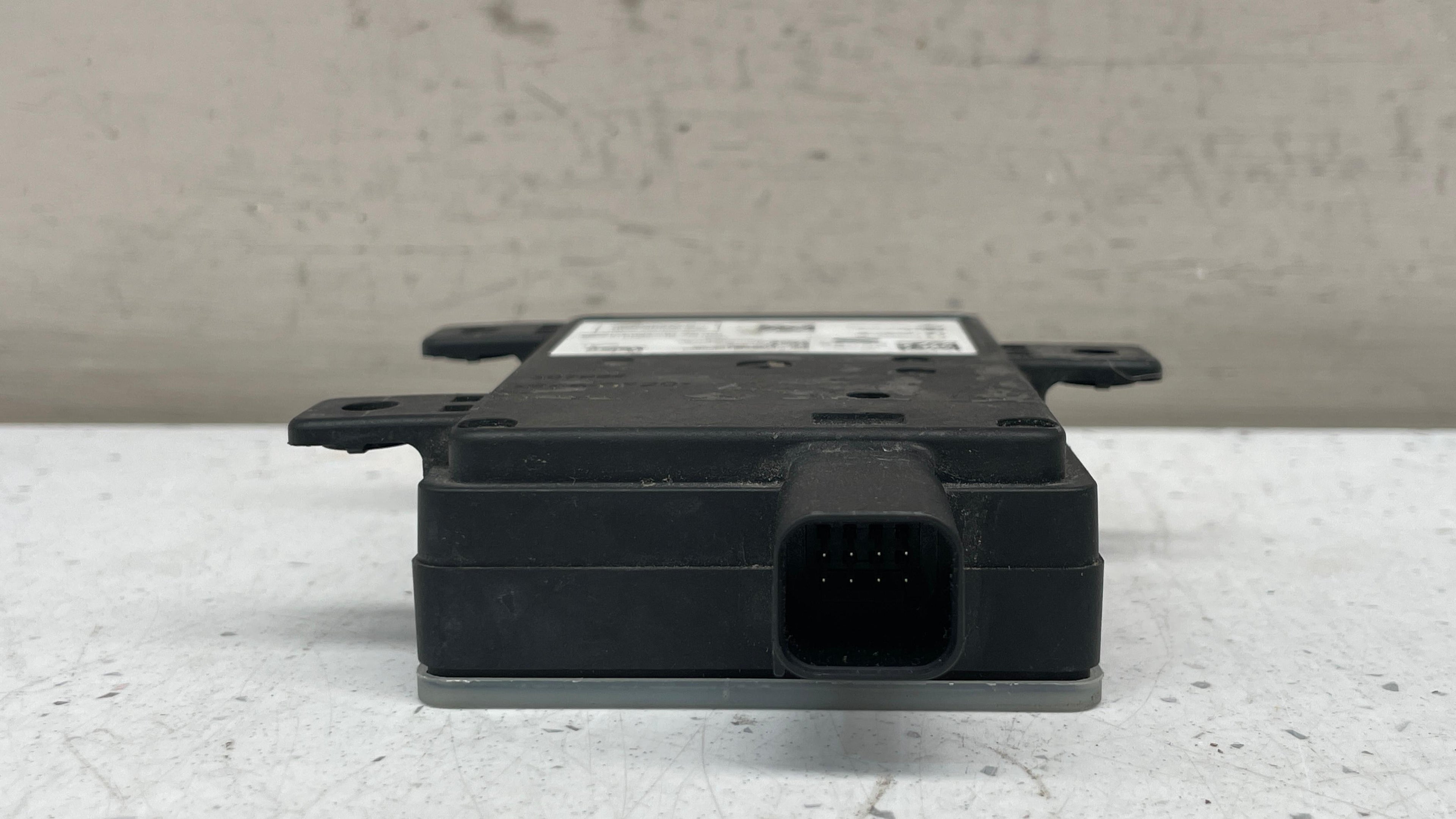 JX63-14F152-AD JAGUAR BLIND SPOT RADAR SENSOR