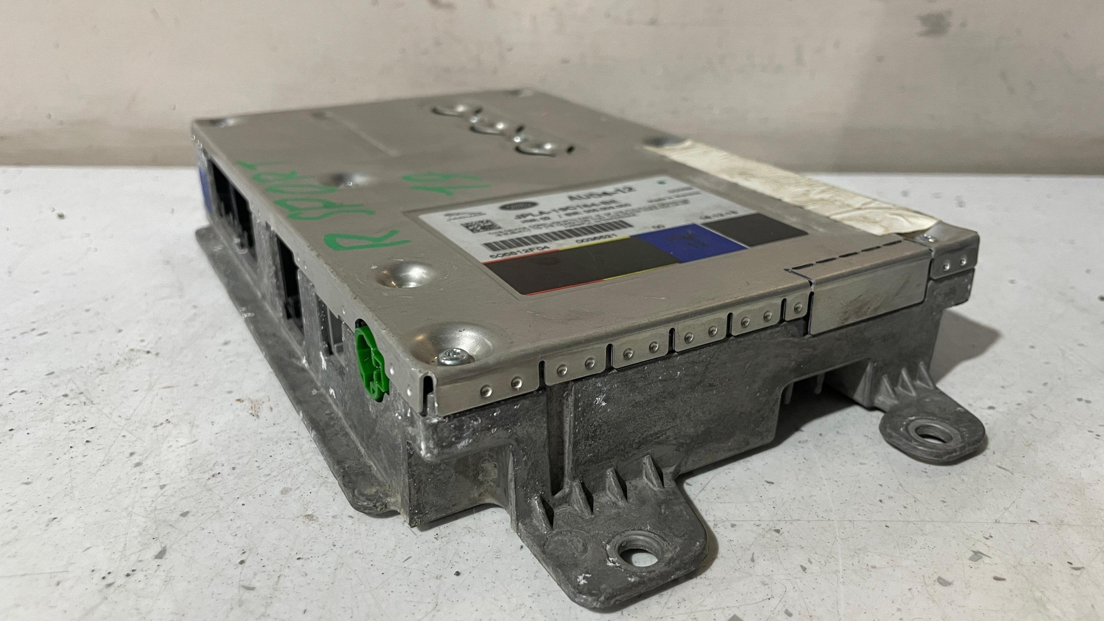 JPLA-19C164-BE RANGE ROVER SPORT RADIO SOUND SYSTEM AMPLIFIER