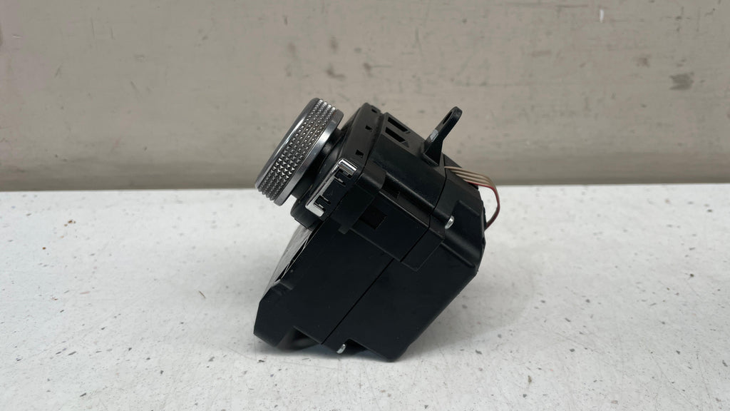 A2048708851 MERCEDES W204 NAVIGATION CONTROL COMMAND SWITCH