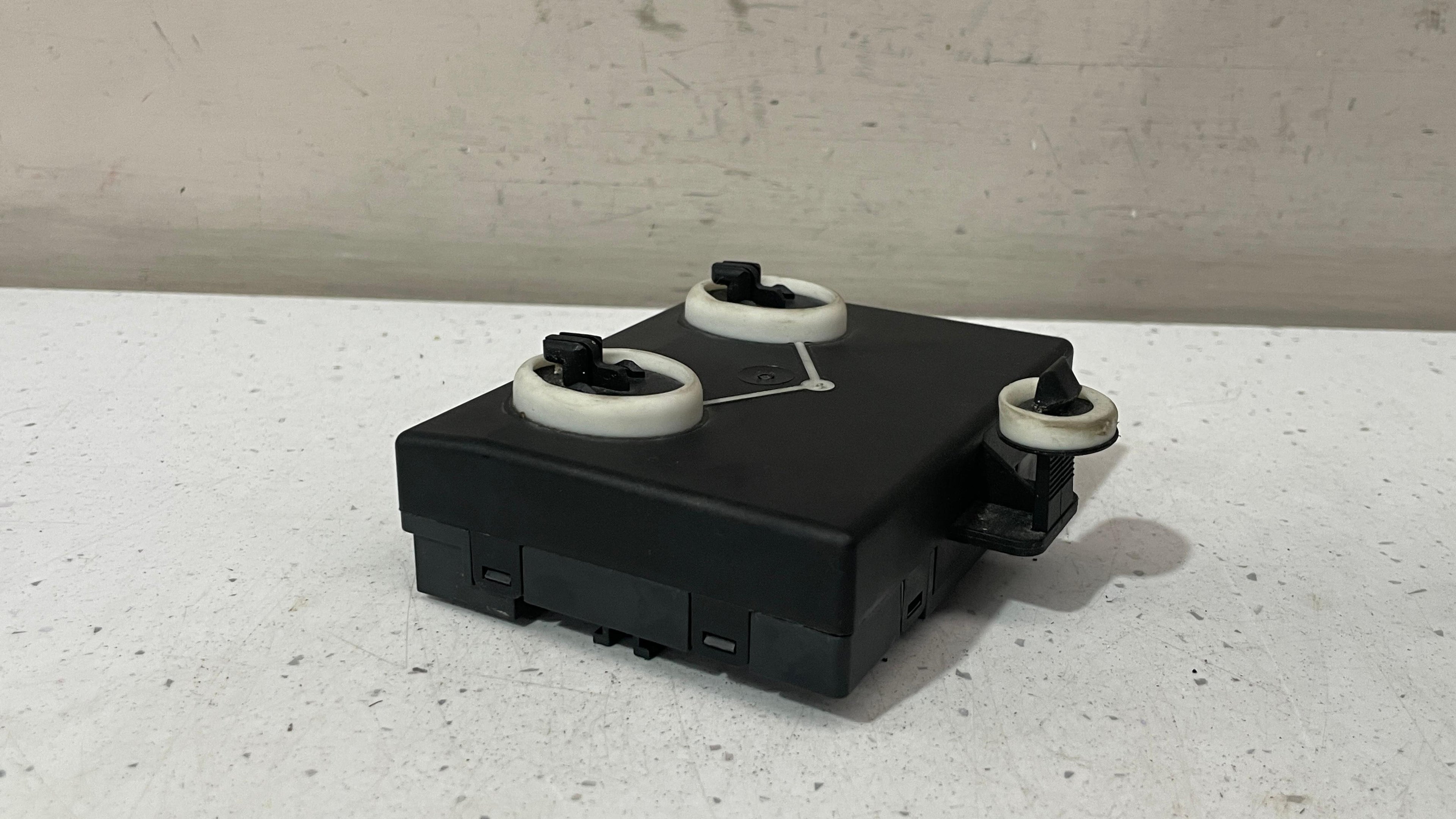 8K0959793M AUDI Q5 BODY CONTROL UNIT