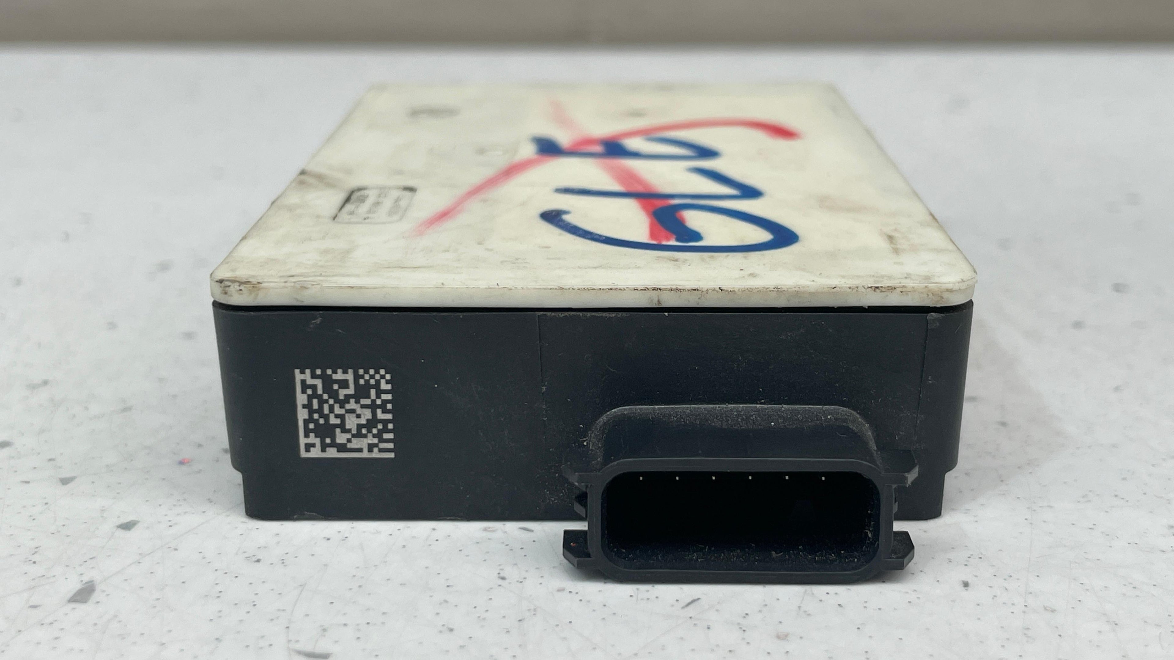 A0009054111 MERCEDES REAR BLIND SPOT RADAR SENSOR
