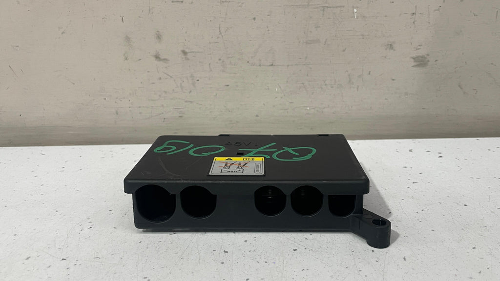 4M0941828J AUDI Q7 REAR FUSE BOX RELAY POWER