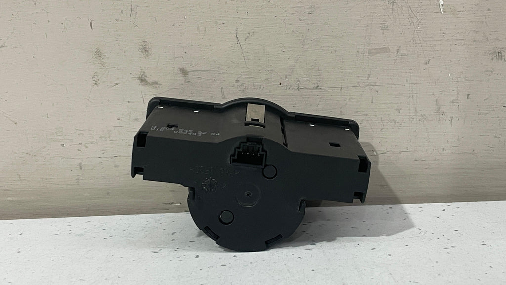 A2045452204 MERCEDES W204 HEADLIGHT SWITCH PANEL