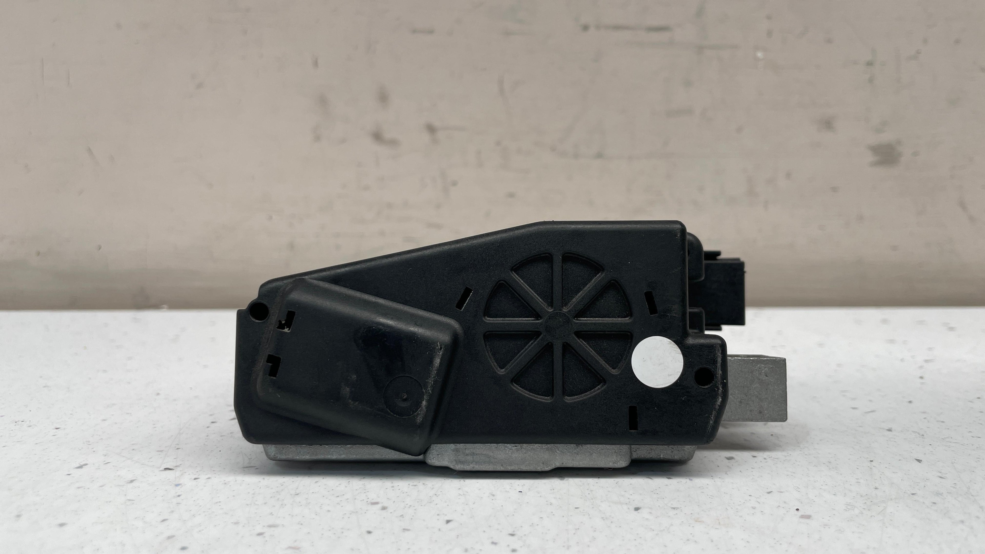 8K0905852D AUDI A5 ELECTRONIC COLUMN LOCK CONTROLLER