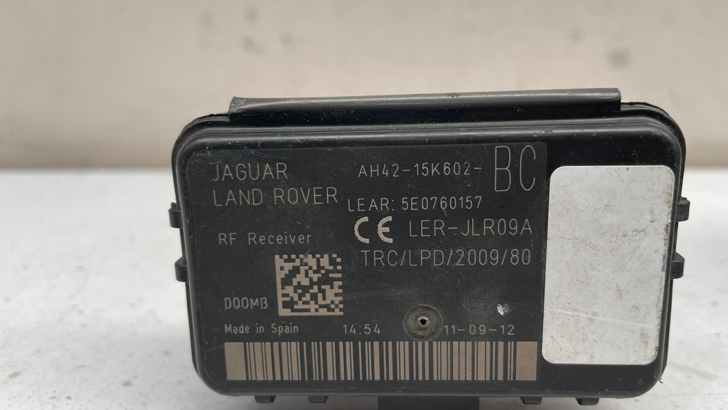 AH42-15K602-BC JAGUAR RADIO RECEIVER MODULE