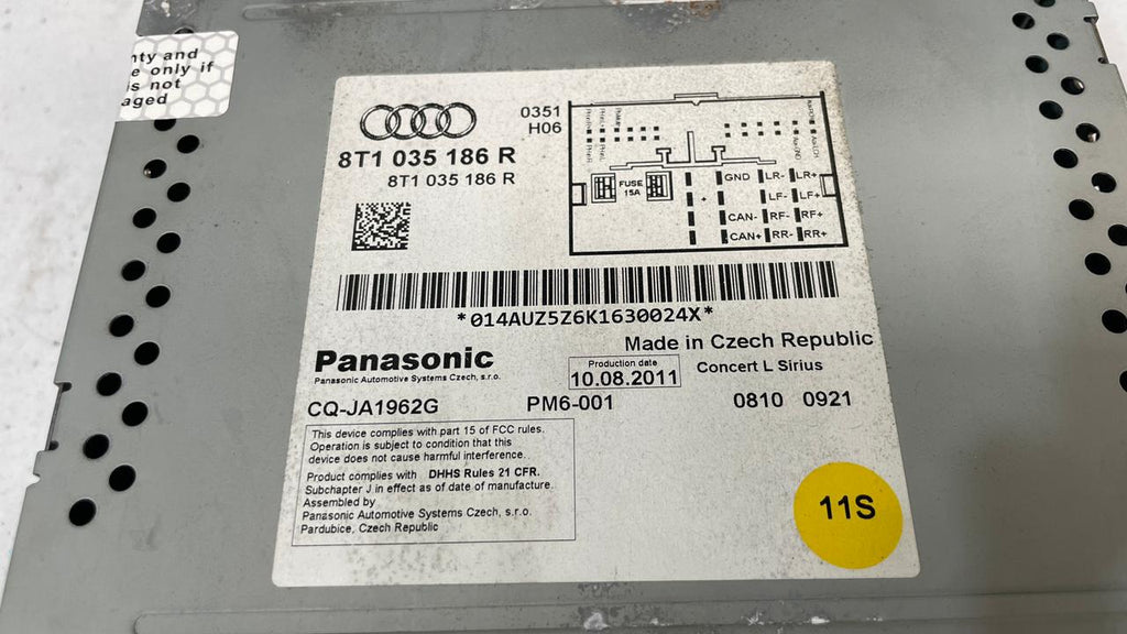 8T1035186R AUDI A4 RADIO RECEIVER CONTROL UNIT