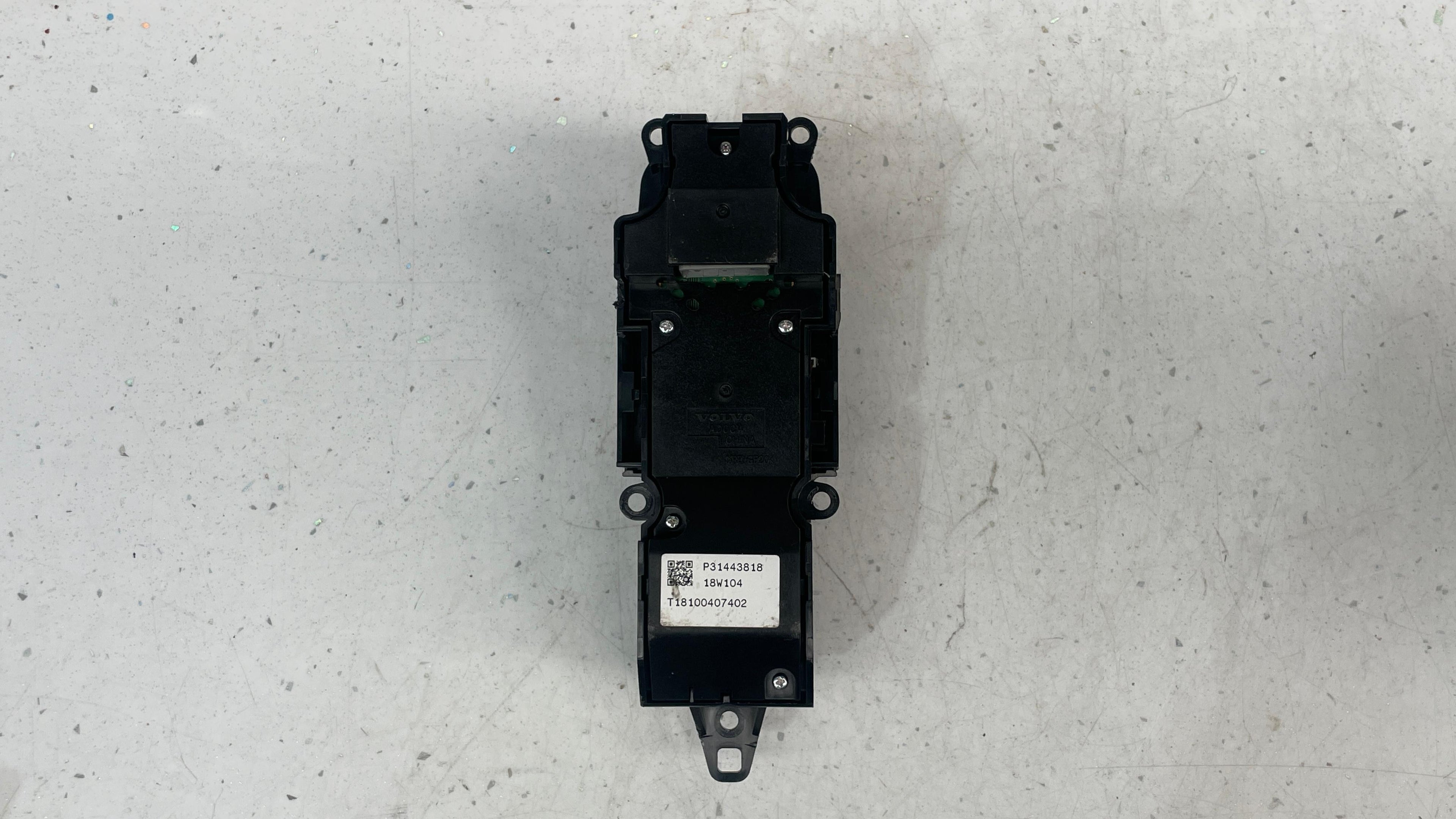 P31443818  VOLVO XC60 START STOP BUTTON DRIVE MODE PARKING SWITCH