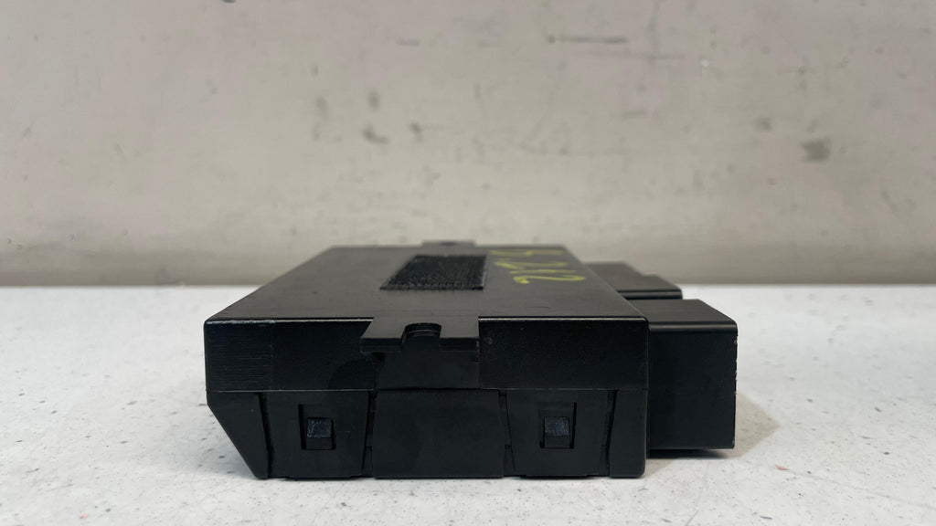 5DS009781-01 MERCEDES W212 TOWBAR CONTROL UNIT