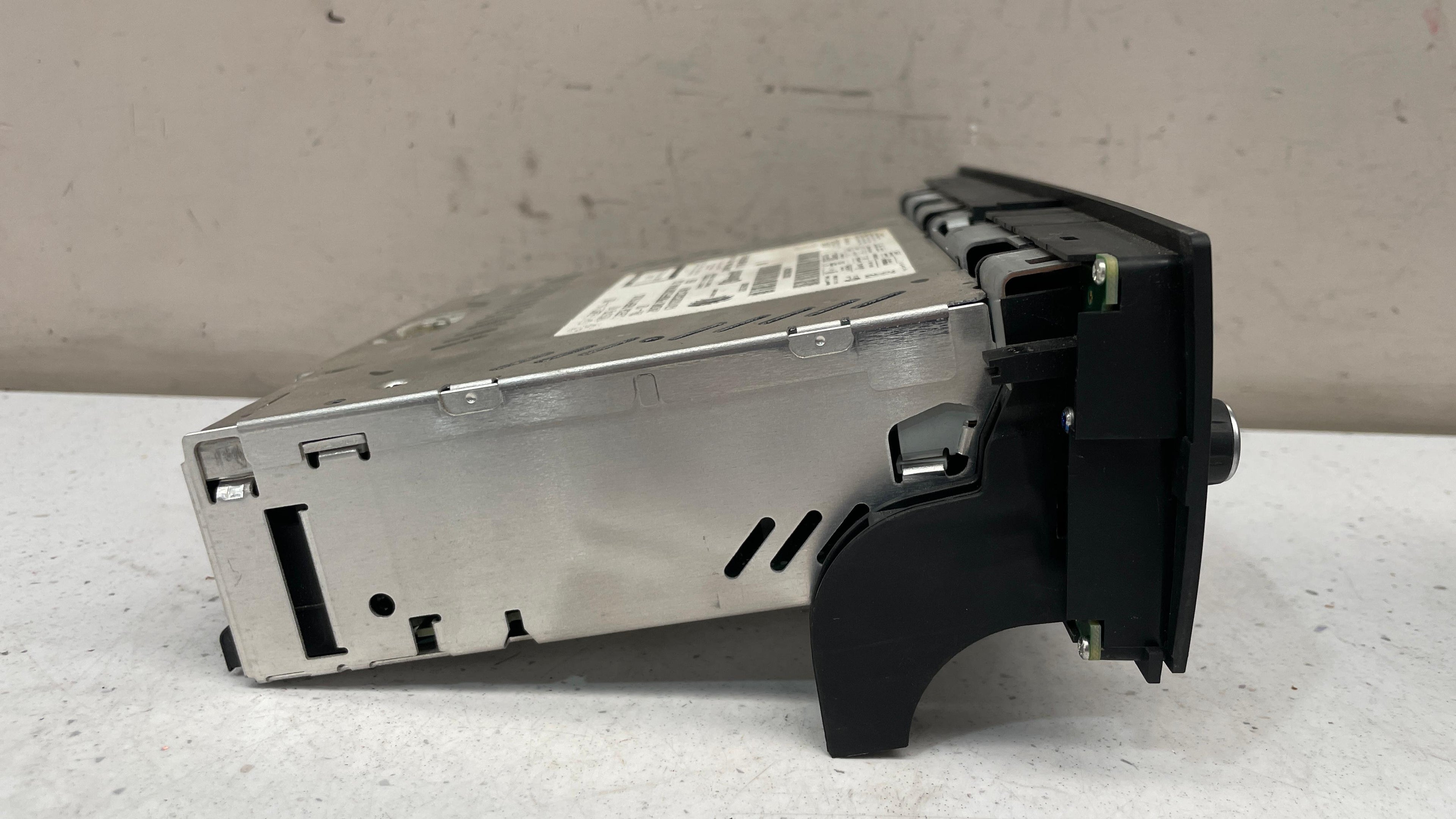 9289115-02 BMW SERIES 3 RADIO CD NAVIGATION CONTROLLER