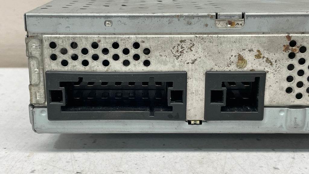 A2118706689 MERCEDES W211 AMPLIFIER SOUND SYSTEM