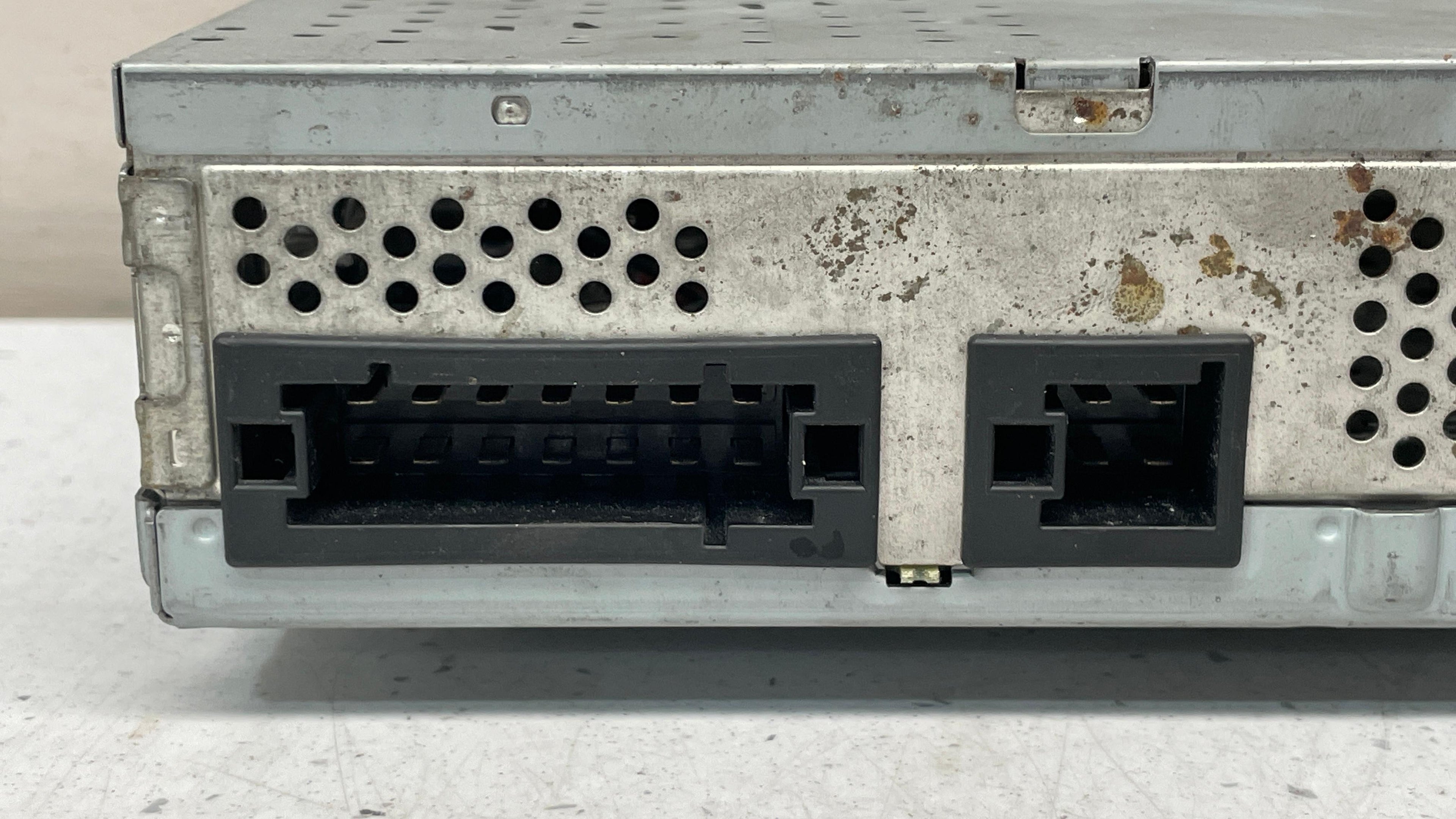 A2118706689 MERCEDES W211 AMPLIFIER SOUND SYSTEM