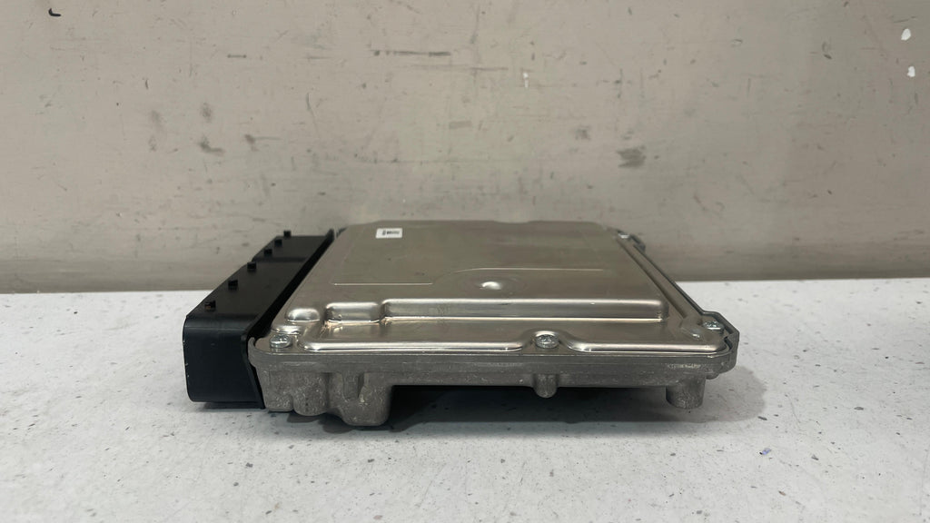 8519009-01 BMW X1 ENGINE CONTROL UNIT ECU