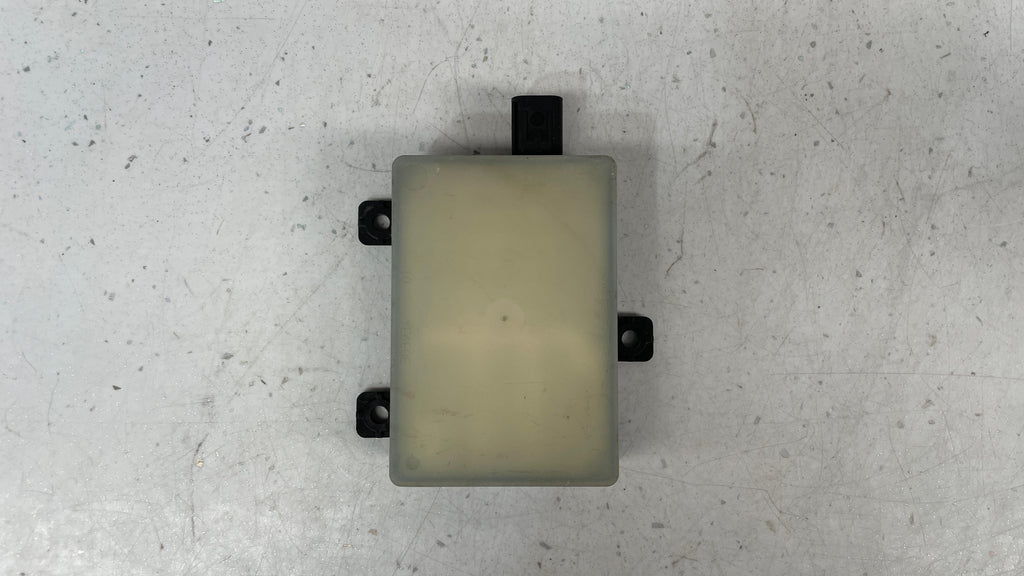 JX63-14F152-AD JAGUAR XE BLIND SPOT SENSOR DRIVER SIDE