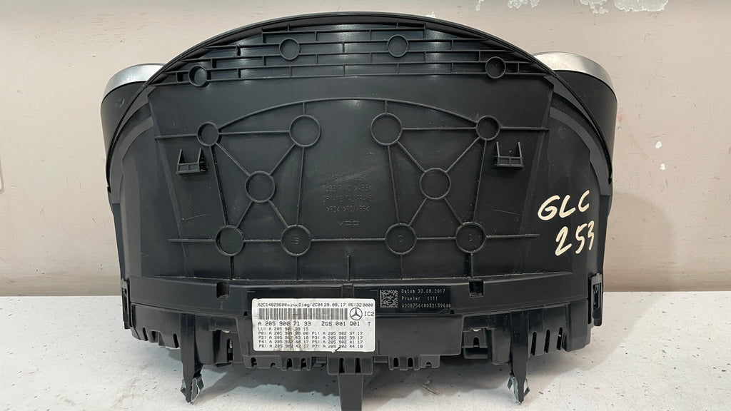 A2059007133 MERCEDES GLC INSTRUMENT CLUSTER PANEL