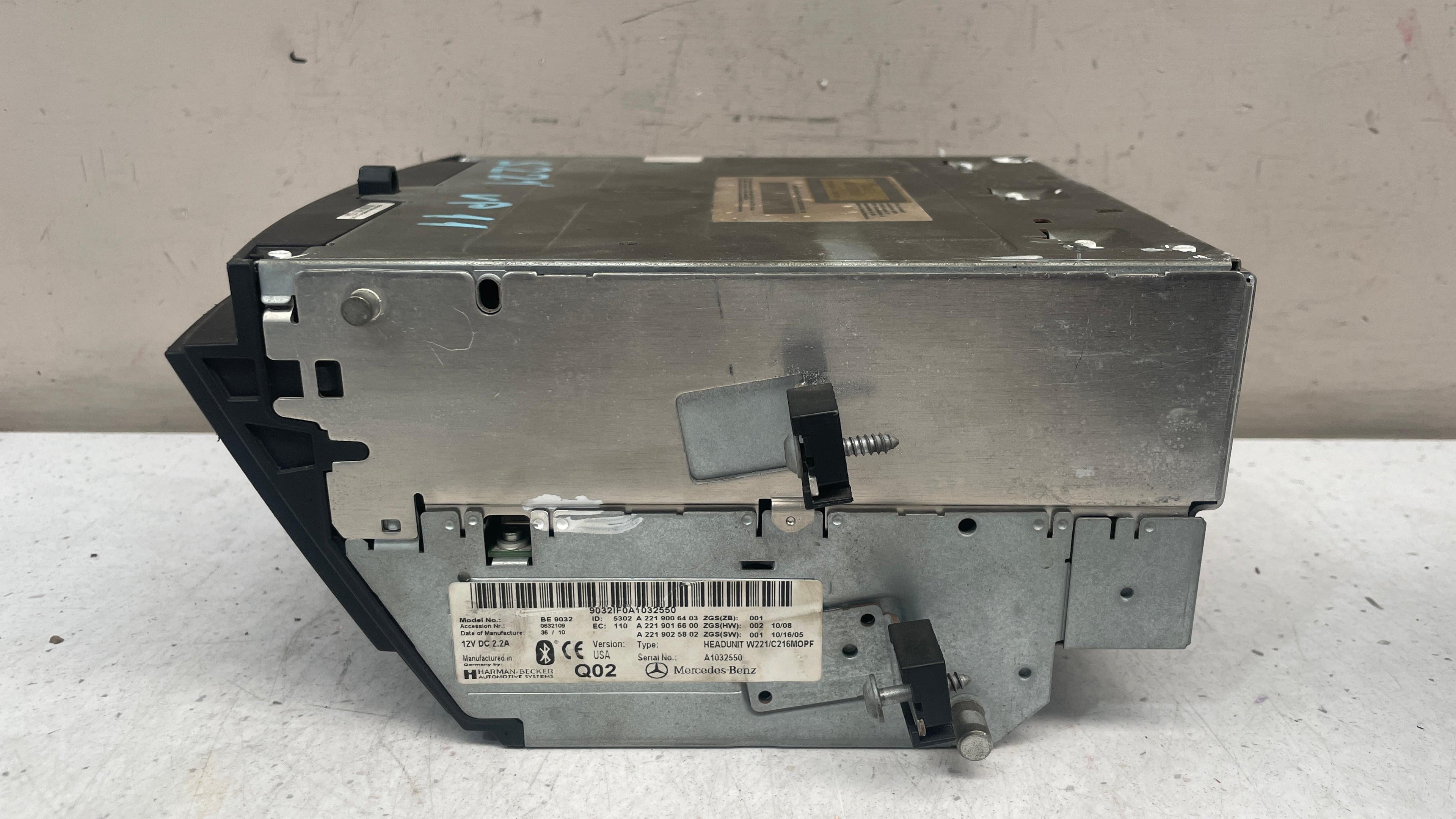 A2219006403 MERCEDES W221 RADIO HEAD UNIT NAVIGATION COMMAND