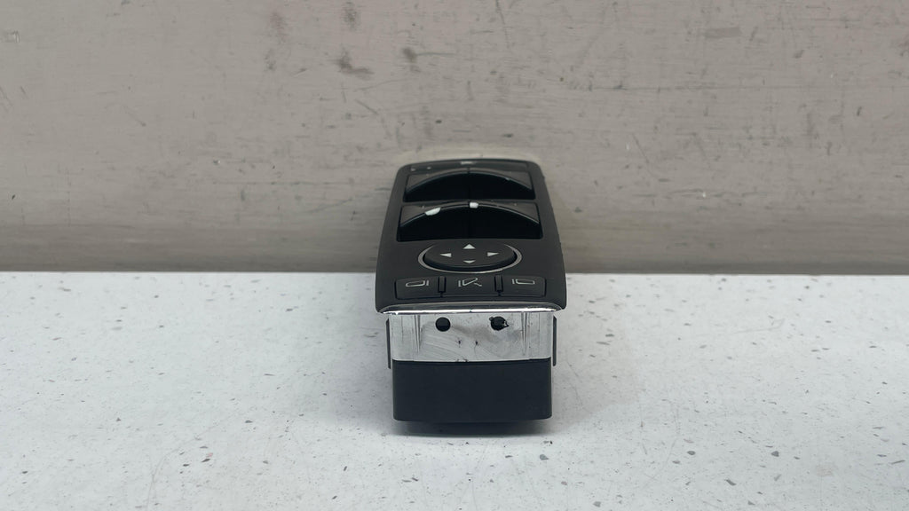 A2128208310 MERECEDES W212 WINDOW SWITCH CONTROL UNIT