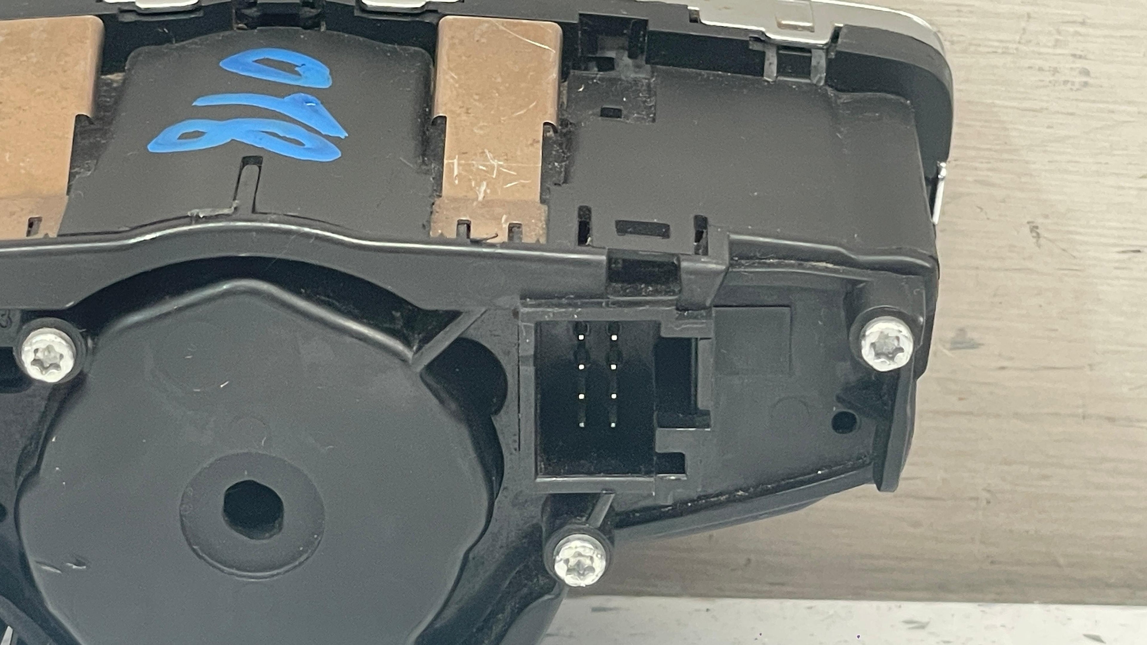 A2229055508 MERCEDES W213 HEADLIGHT SWITCH CONTROL