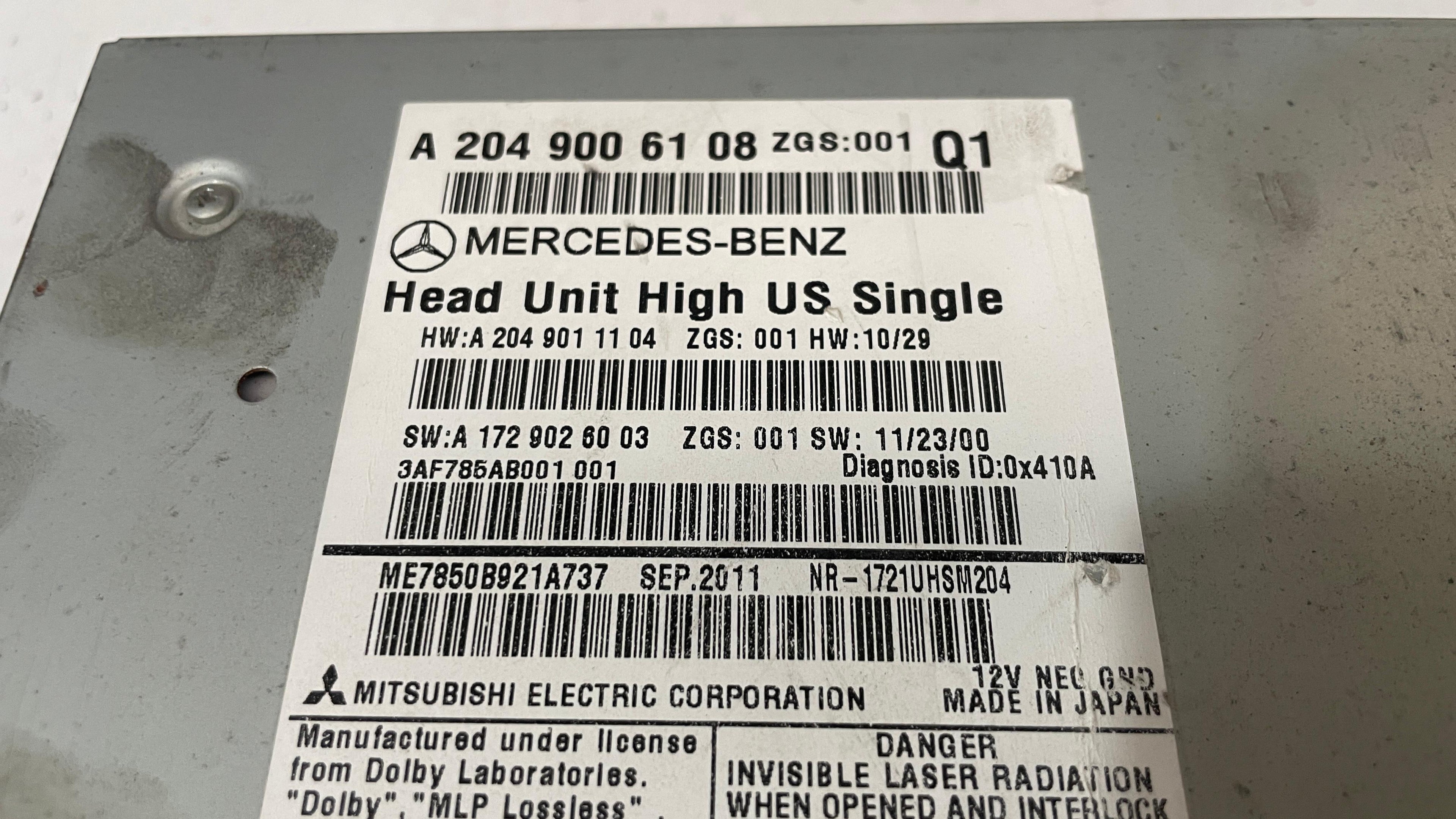 A2049006108 MERCEDES W204 RADIO HEAD UNIT CONTROL