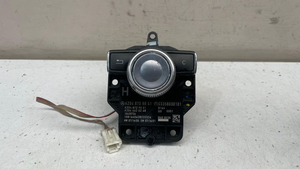 A2048708851 MERCEDES W204 NAVIGATION CONTROL COMMAND SWITCH
