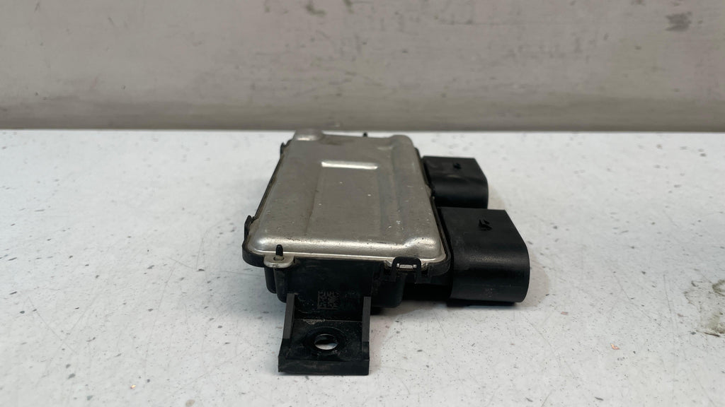 A0009008214 MERCEDES A CLASS W177 FUEL PUMP CONTROL MODULE