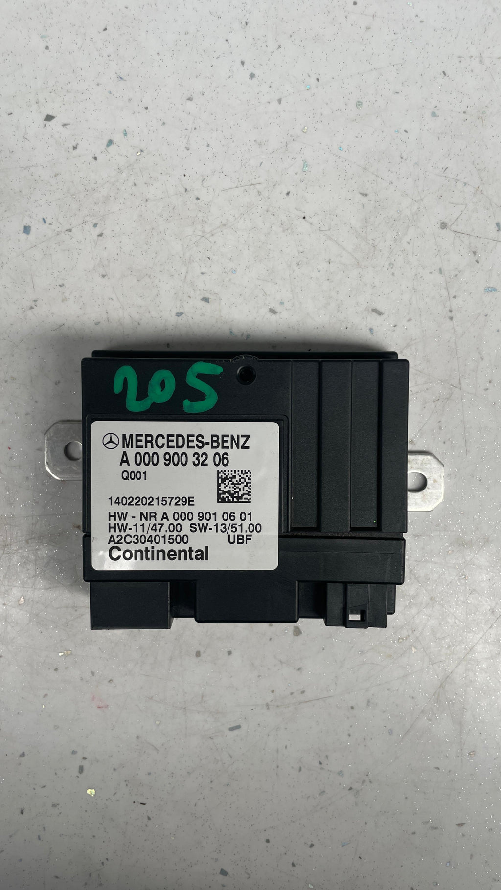 A0009003206  MERCEDES  DIESEL FUEL PUMP CONTROL
