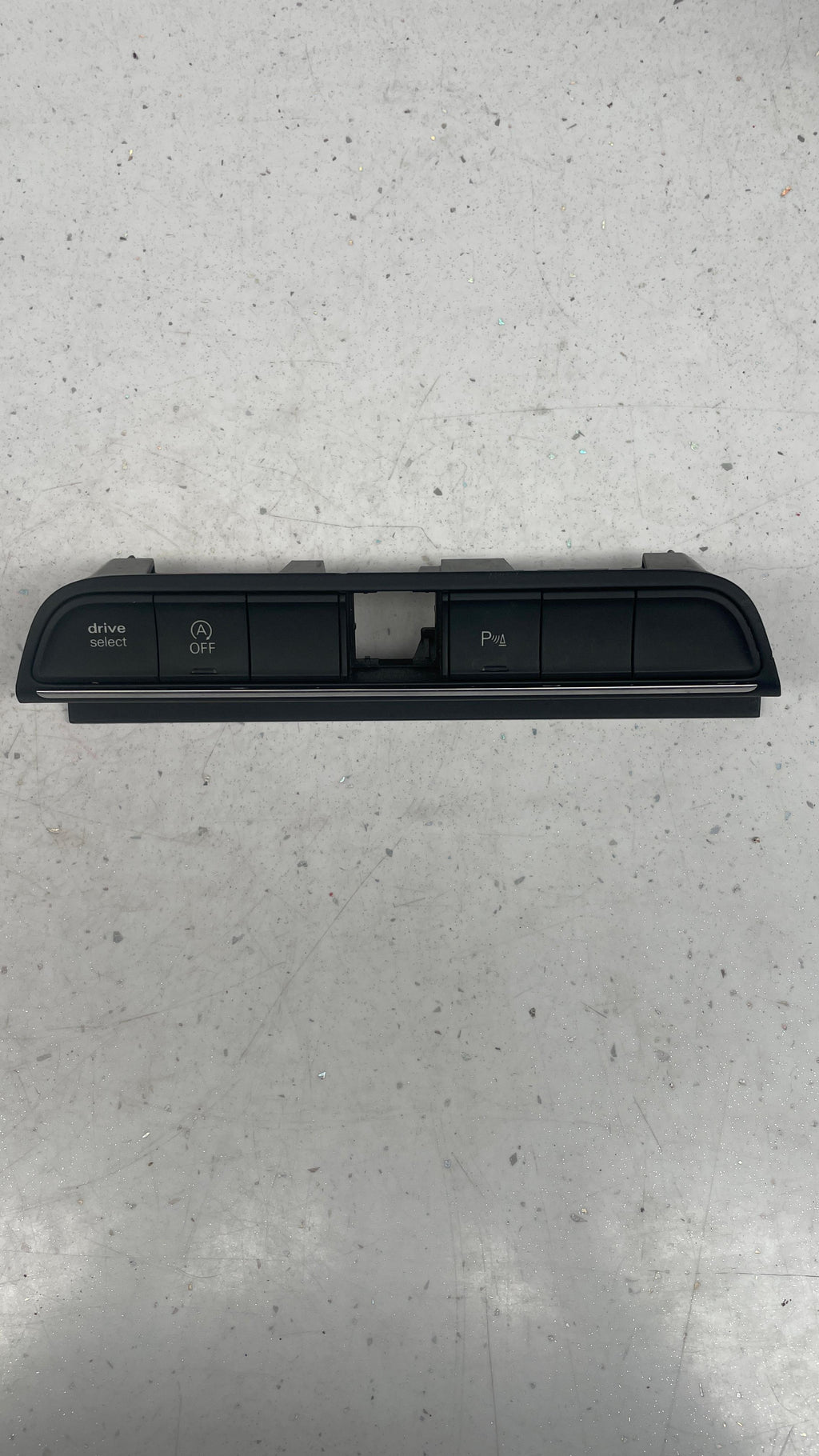 8U0959674C  AUDI PARKING ELECTRONIC SWITCH