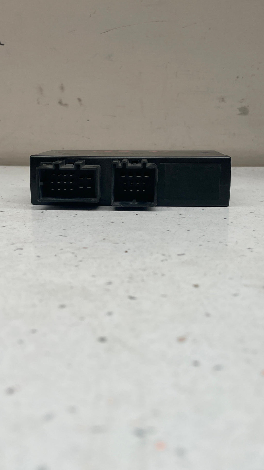 4E0907383J AUDI TRAILER TOW CONTROL