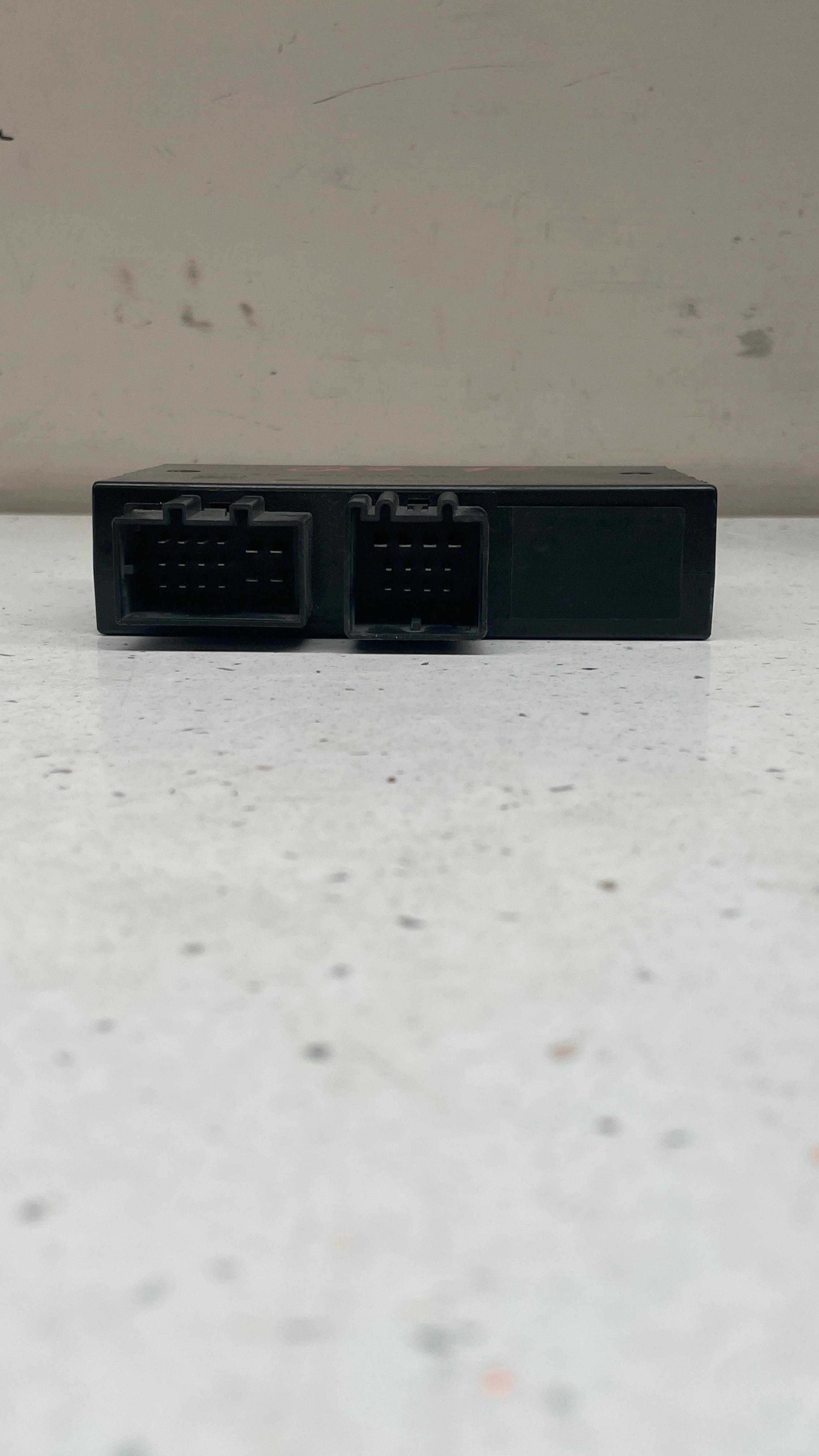 4E0907383J AUDI TRAILER TOW CONTROL