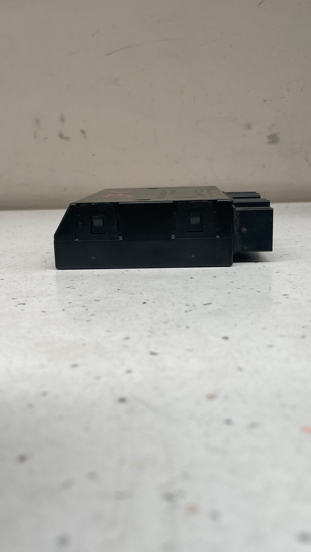 4E0907383J AUDI TRAILER TOW CONTROL